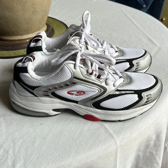 Champion tennis shoes size 9 men’s - Picture 3 of 9